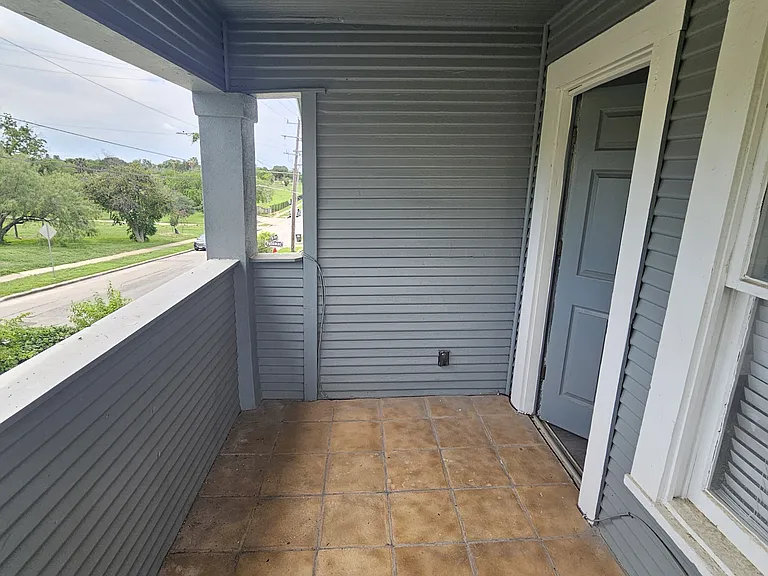 319 N Pine St #2 — Photo 11
