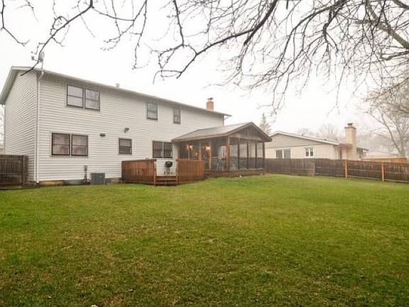 2nd image of 1415 N King George Ct