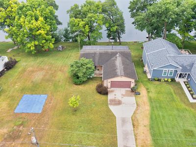 13915 Grandpoint Dr, Cement City, MI, 49233
