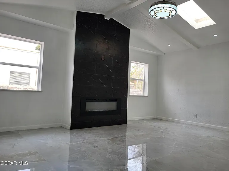806 Cortijo Dr — Photo 11