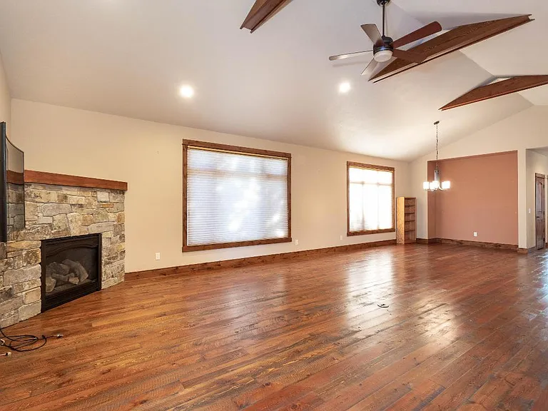 2 Granite Springs Trl — Photo 16