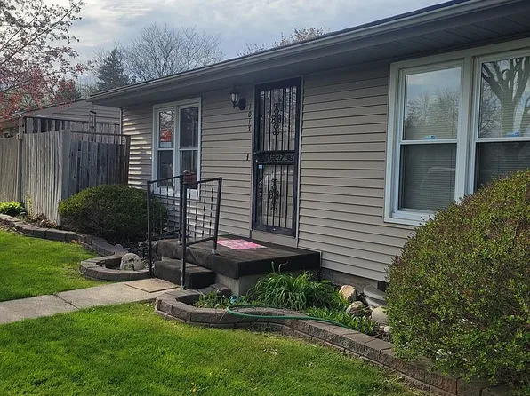 1013 S Dayton St, Davison, MI 48423