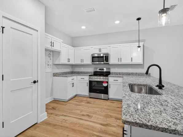 7063 Cedar Grove Rd #4A, Pensacola, FL 32504