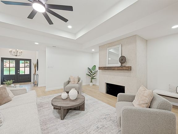 5th image of 9904 Wandering Way St
