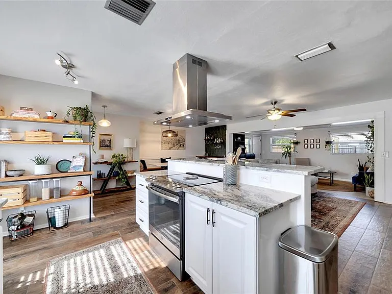2138 Timber Ln — Photo 48