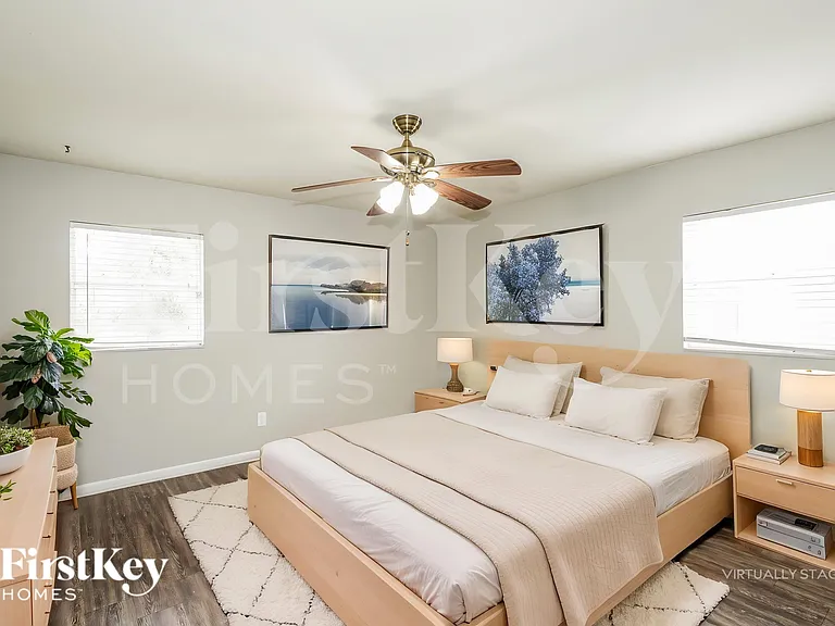 6807 S Cortez Ave — Photo 12