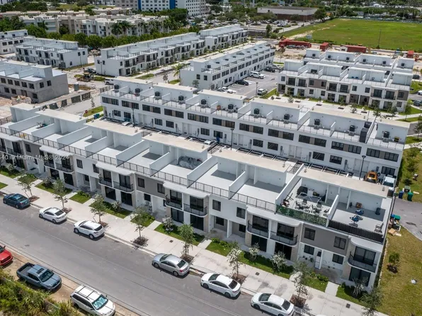 14505 SW 261st St, Homestead, FL 33032