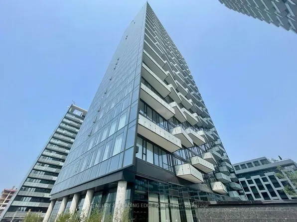470 Front St W, Toronto, ON