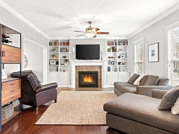 3rd image of 5022 Notting Hill Dr