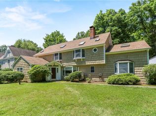 4 Ambler Rd, Westport, CT 06880