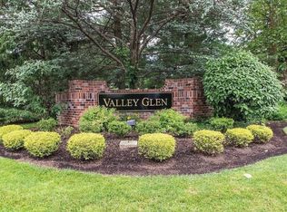 313 Glen Ln #313, Elkins Park, PA 19027