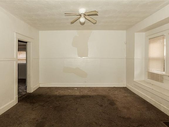 5th image of 2901 N Sherman Dr