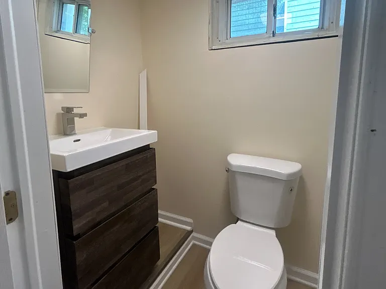 Downstairs Full Bathroom