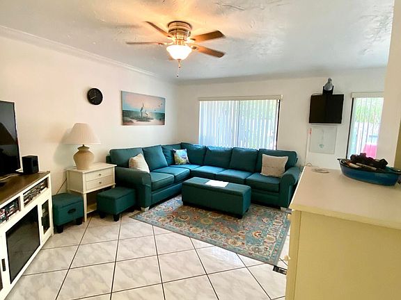 4th image of 8755 Banyan Way #1875