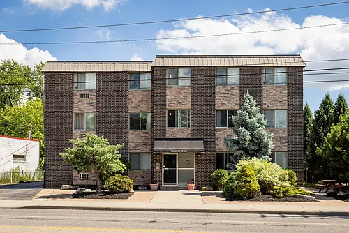 Floor plan 471 Tecumseh Rd W - Unit...