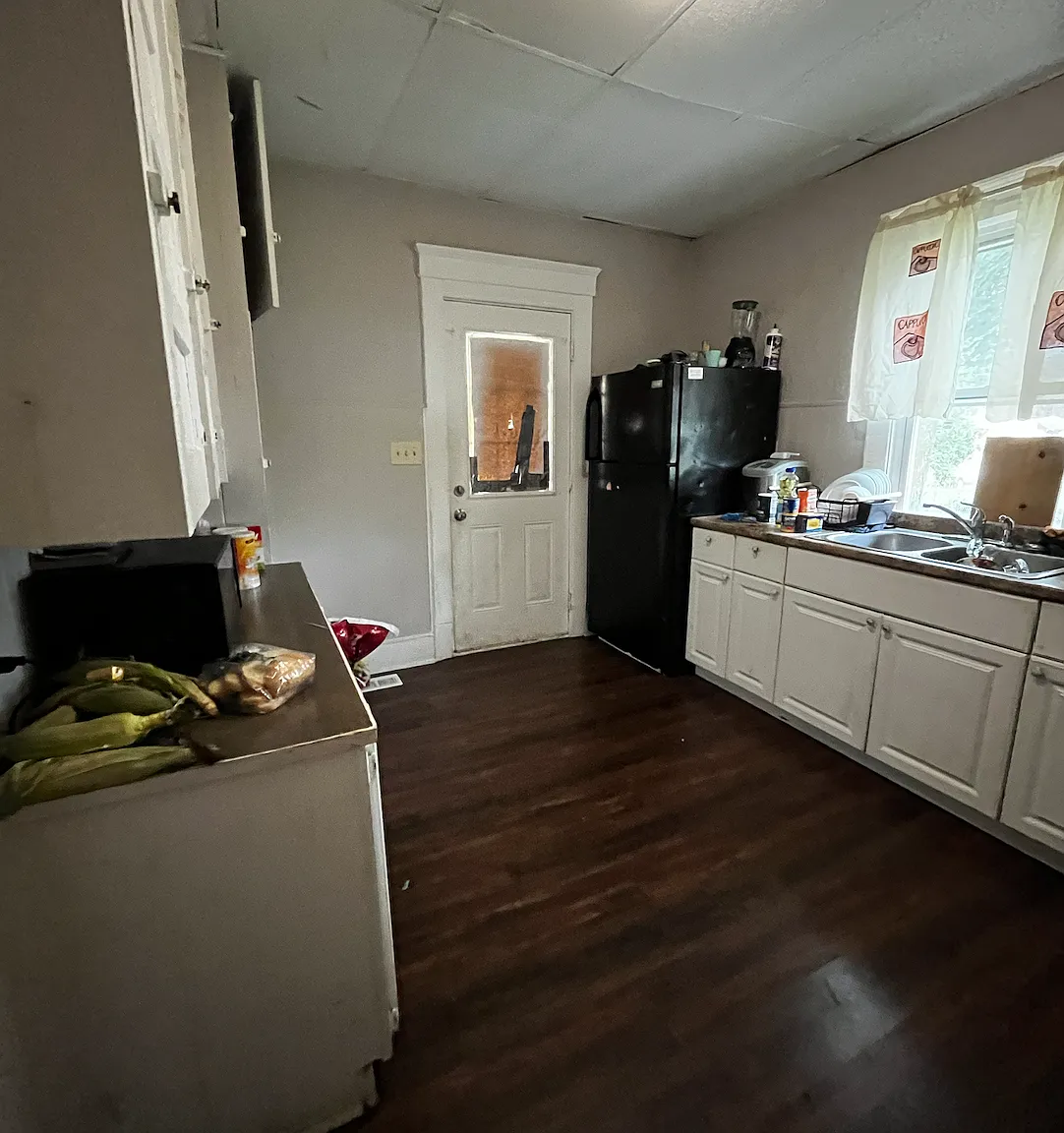 3 bed, 1348 sqft, $1,350 — Photo 3