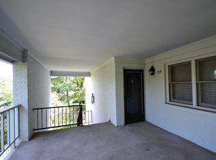 395 Redding Rd APT 133, Lexington, KY 40517