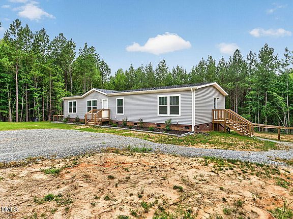 3rd image of 485 Wilson Rd