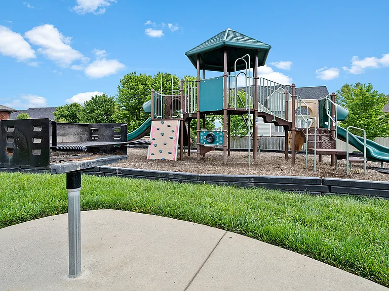 Addison at Rossview — Photo 30