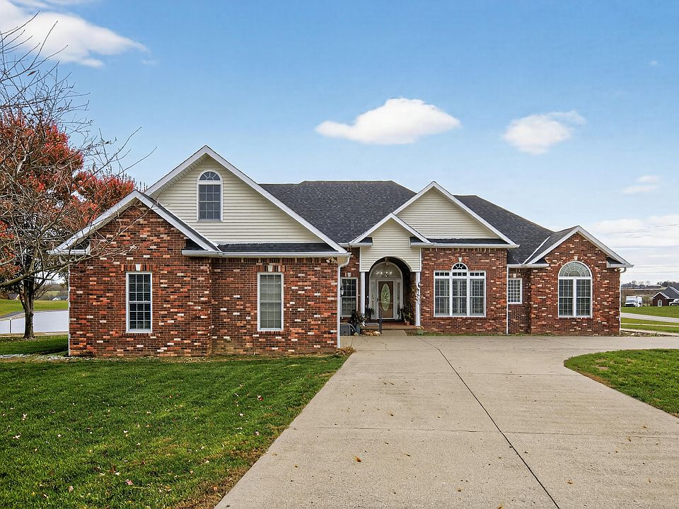 1st image of 230 Rose Wood Dr