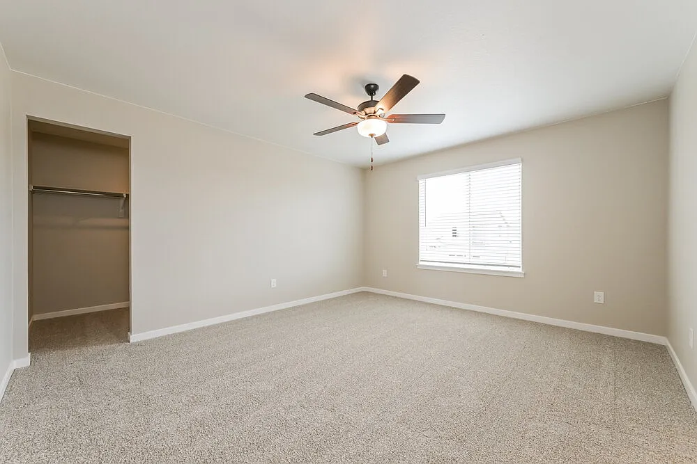 4 bed, 2.5 bath, 1851 sqft, $2,950 — Photo 4