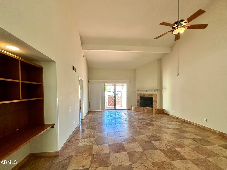 4014 E Cortez St — Photo 4