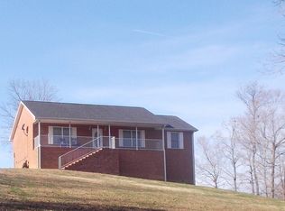 6711 Greenbrier Cemetery Rd, Greenbrier, TN 37073