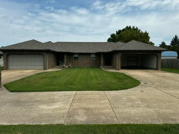 1000-1011 E 15th Street, Mountain Grove, MO 65711