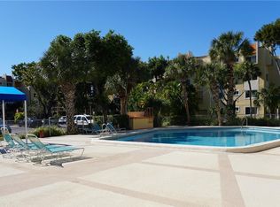 7920 Camino Cir REAR M-202, Miami, FL 33143