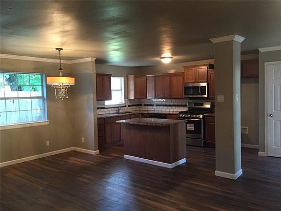 2nd image of 6837 Woodwick Dr