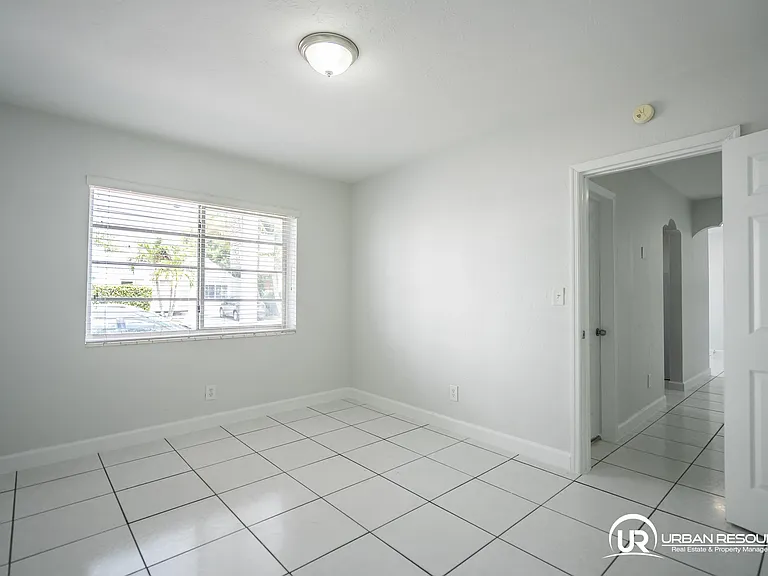 7821 Carlyle Ave #1 — Photo 12