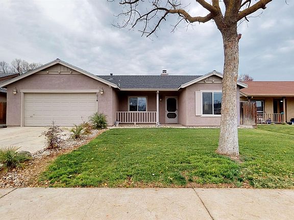 2nd image of 1014 Eucalyptus Ave