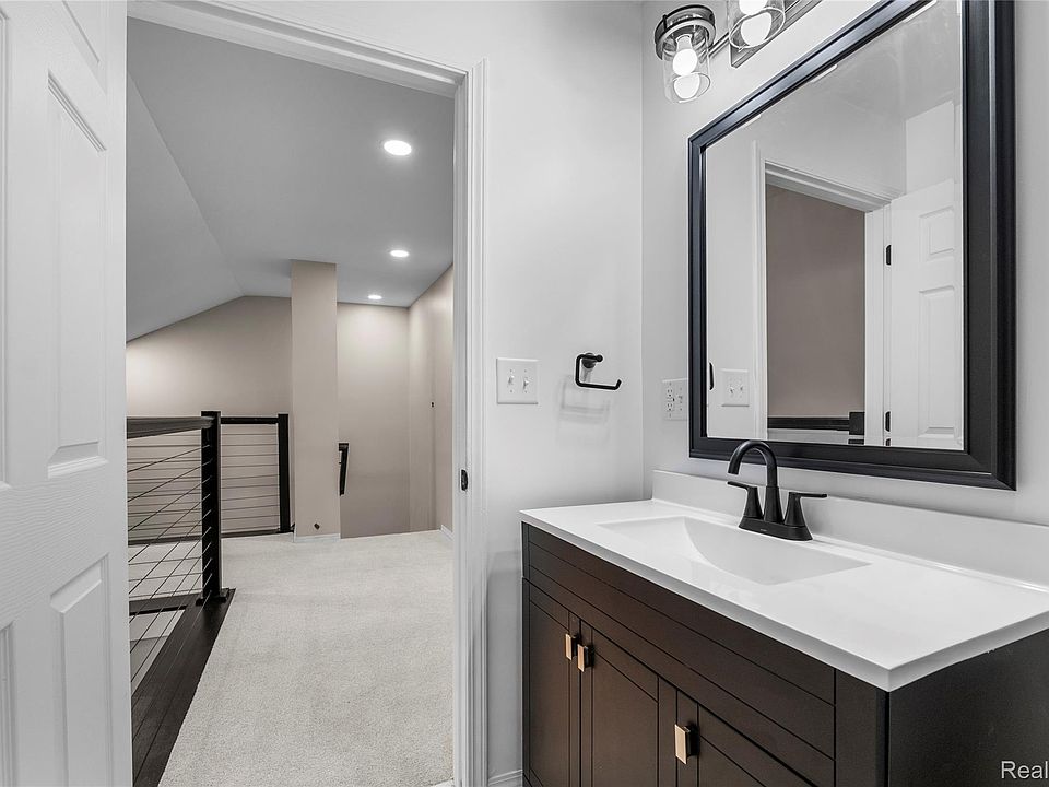 24790 Ashley Ct, photo 30