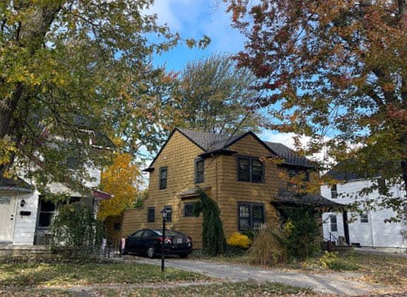 3rd image of 312 S Judkins Ave