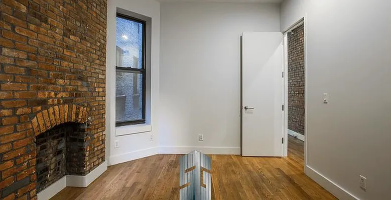 Rented by Skyline Group Real Estate | media 61