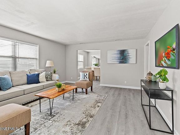 2nd image of 6655 Greenfern Ln