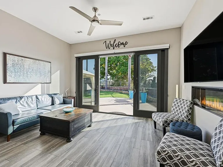1109 Hampton Ct — Photo 19