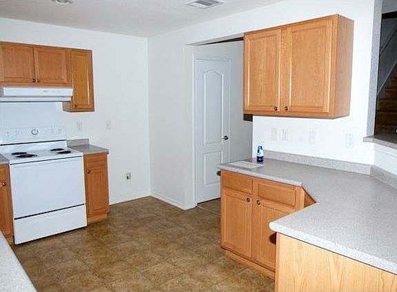 3rd image of 5620 Sunday Silence Dr