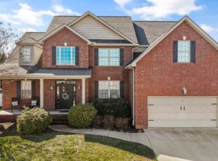 8434 Shoregate Ln, Knoxville, TN 37938