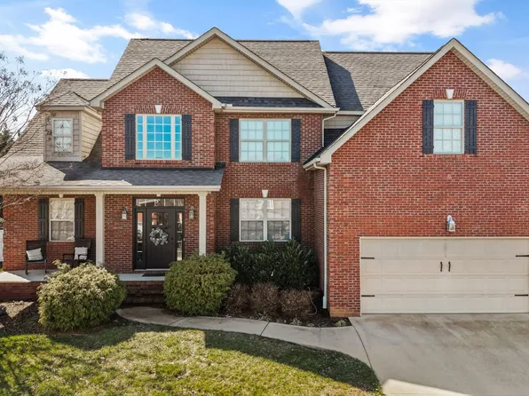 8434 Shoregate Ln, Knoxville, TN 37938