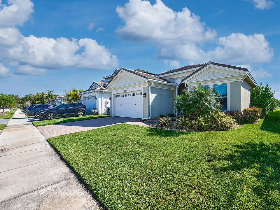 1st image of 15751 Goldfinch Cir