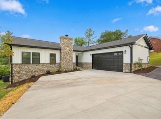 2645 Suffolk St, Kingsport, TN 37660