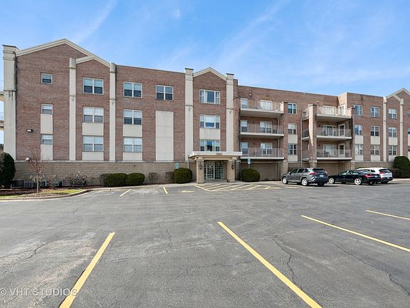 2nd image of 1200 S Prospect Ave Unit 305