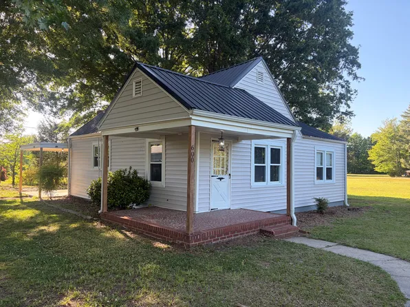 600 Camp Dan Valley Rd, Reidsville, NC 27320