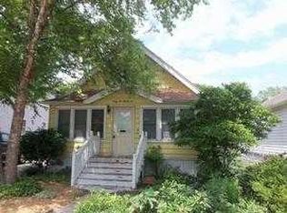 6126 W Fairview Ave, Milwaukee, WI 53213