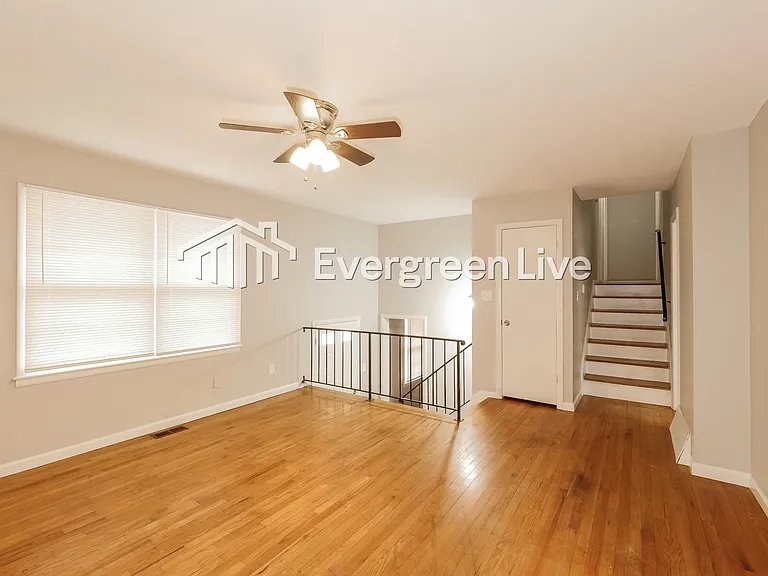 9408 Richmond Ave — Photo 4