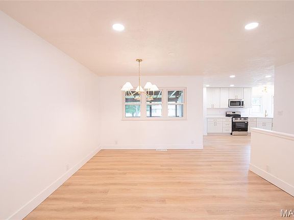 3rd image of 4532 Conleth Dr