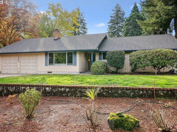 208 NW 83rd St, Vancouver, WA 98665