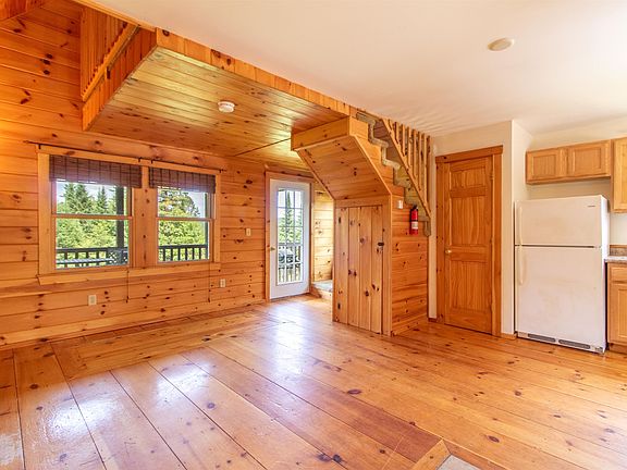 5th image of 270 Kirby Road #3