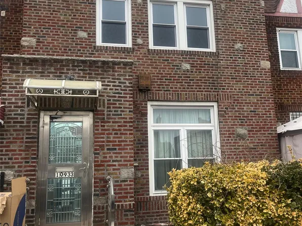 10933 Francis Lewis Blvd, Queens Village, NY 11429